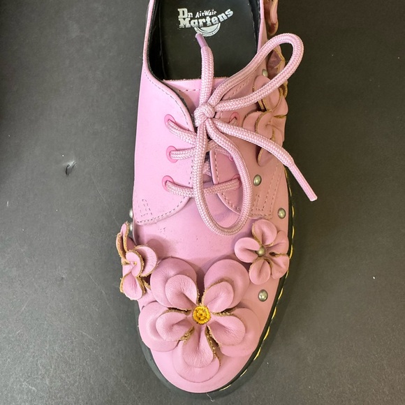 PRETTY in pink: Doc Martens RARE find - Picture 7 of 7